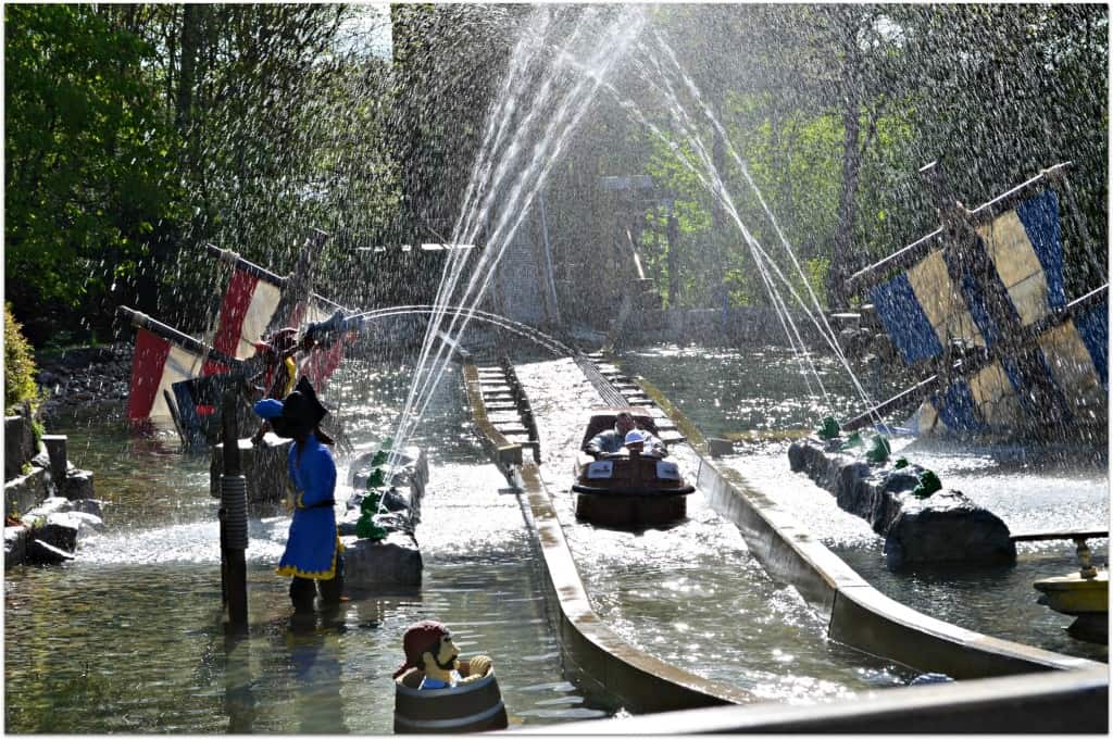 Pirate Falls Treasure Quest Log Flume
