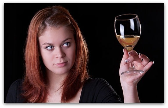 Unhealthy Ways To Handle Your Mummy Stresses (And What To Do Instead)