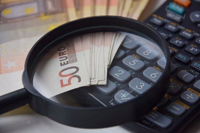 5 Clever Ways on How to Cut Your Monthly Expenses