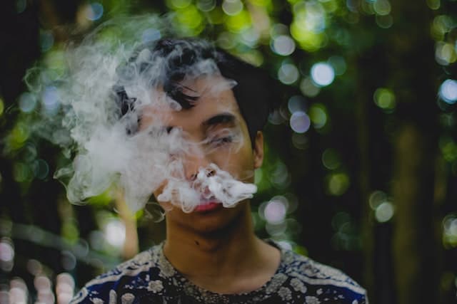 How To Spot The Signs of Teen Addiction