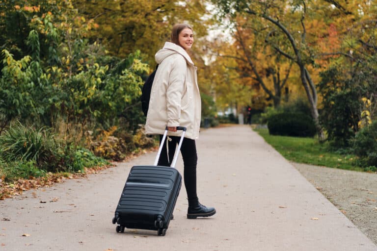 5 Reasons Why Compression Tights Are Perfect for Long Flights