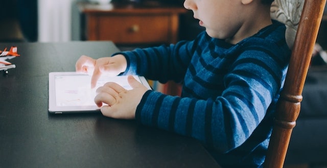 10 Ways to Encourage Responsible Use of Technology in Your Child