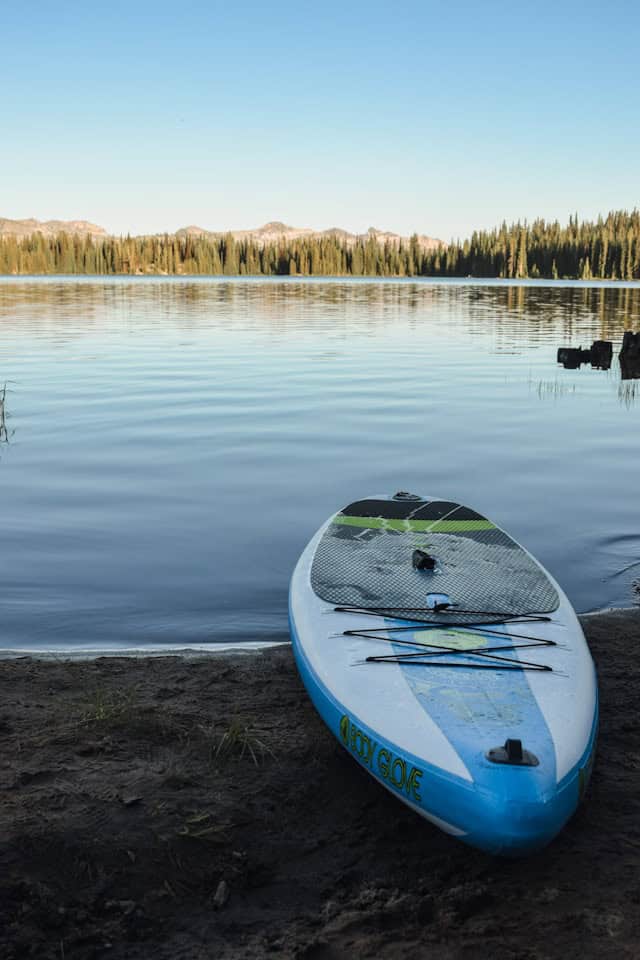 Lake in Idaho with a kayak on the shore
